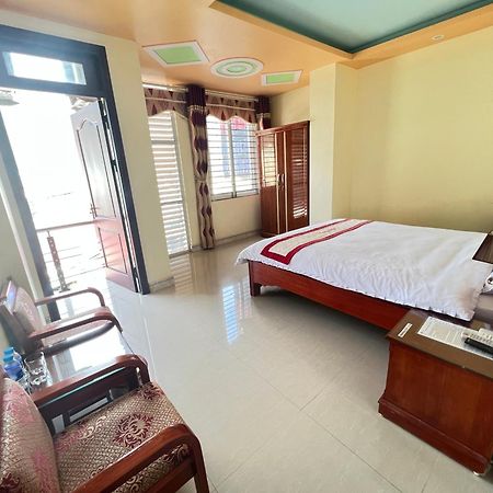 Huy Hoang Hotel Dong Van  Eksteriør bilde