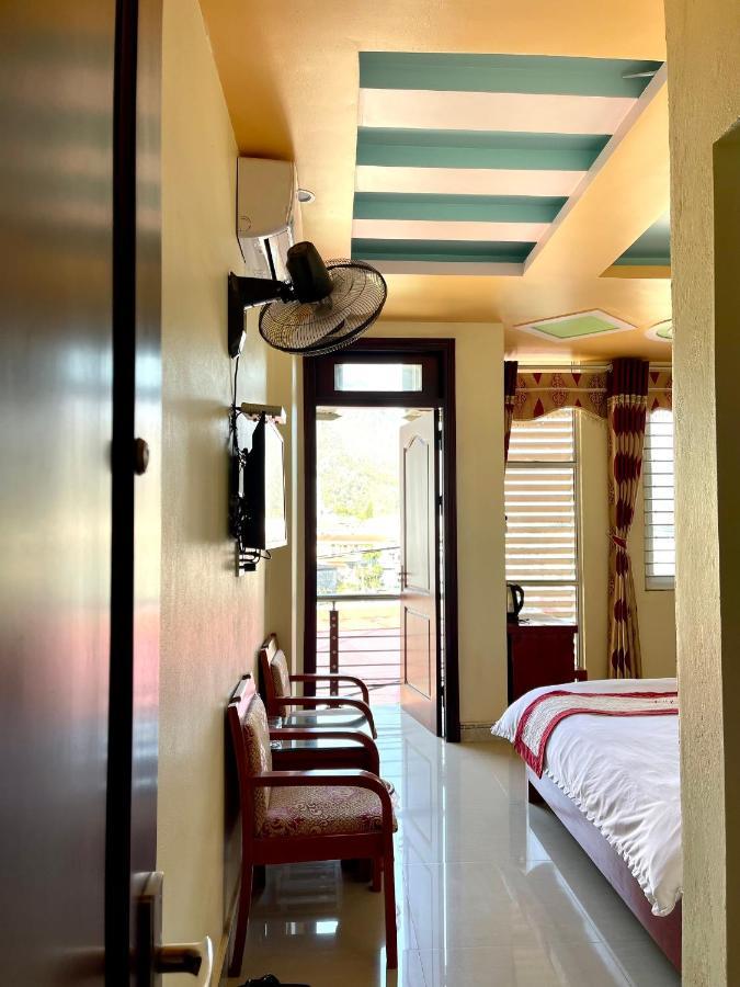 Huy Hoang Hotel Dong Van  Eksteriør bilde
