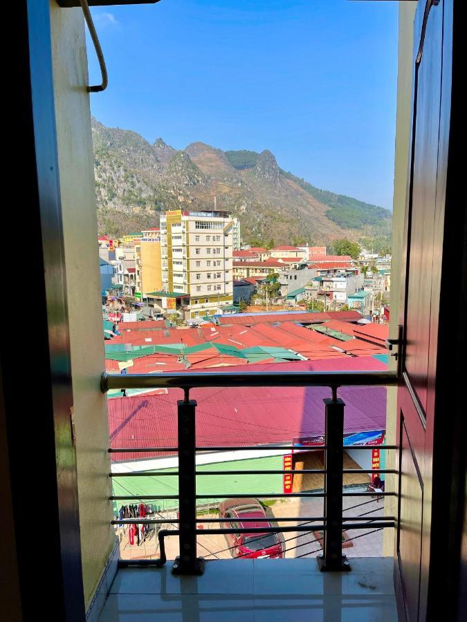 Huy Hoang Hotel Dong Van  Eksteriør bilde