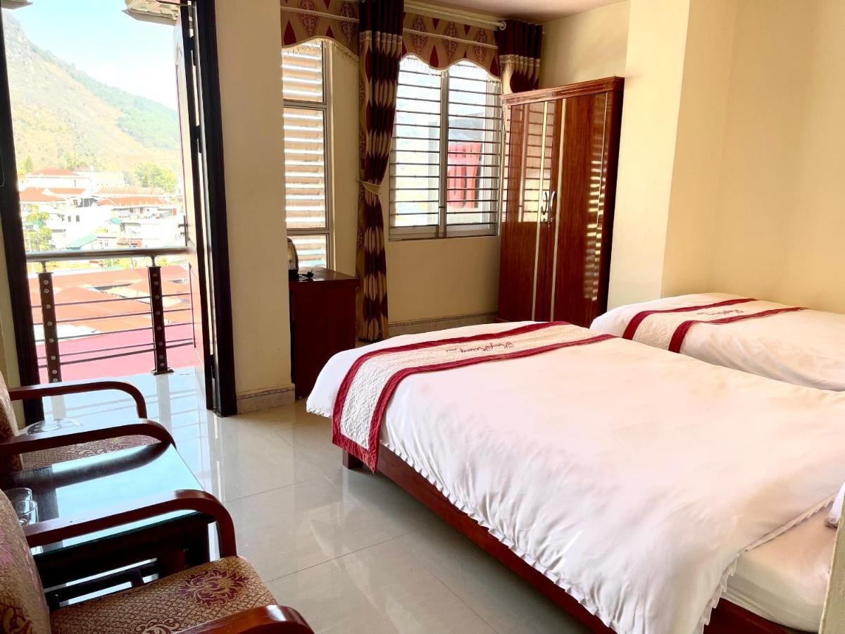 Huy Hoang Hotel Dong Van  Eksteriør bilde
