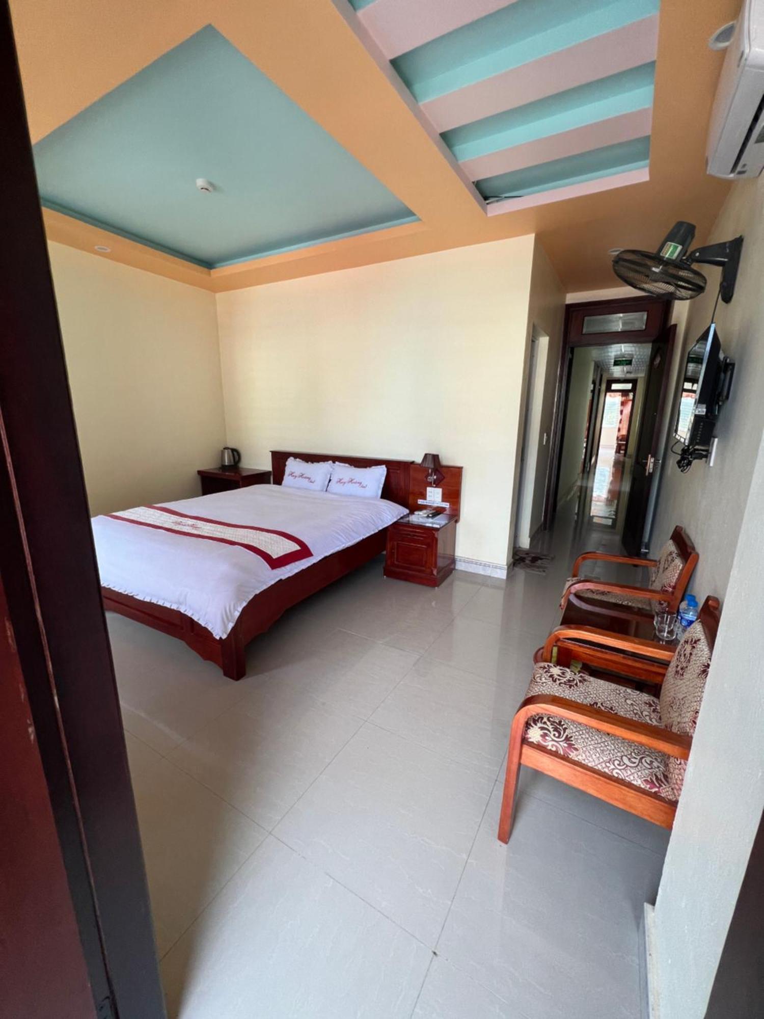 Huy Hoang Hotel Dong Van  Eksteriør bilde